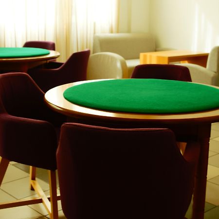 Mediterraneo Hotel Херсониссос Экстерьер фото