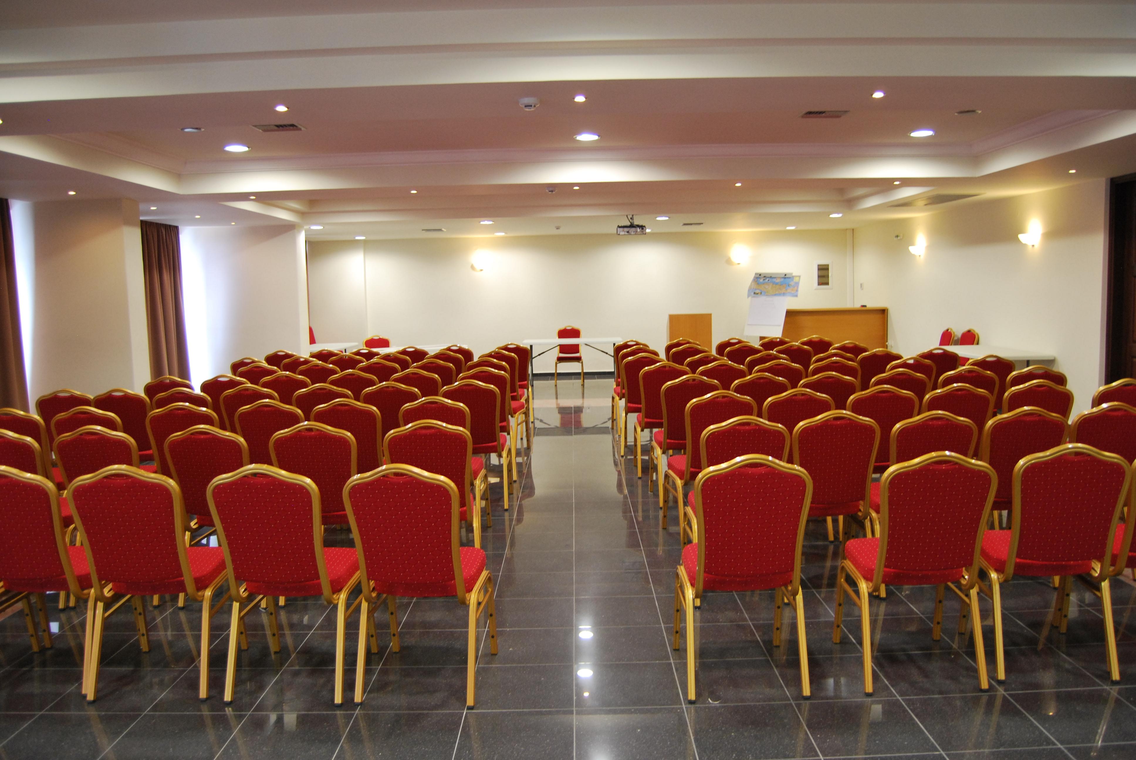 Mediterraneo Hotel Херсониссос Экстерьер фото