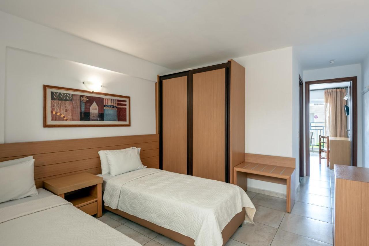Mediterraneo Hotel Херсониссос Экстерьер фото