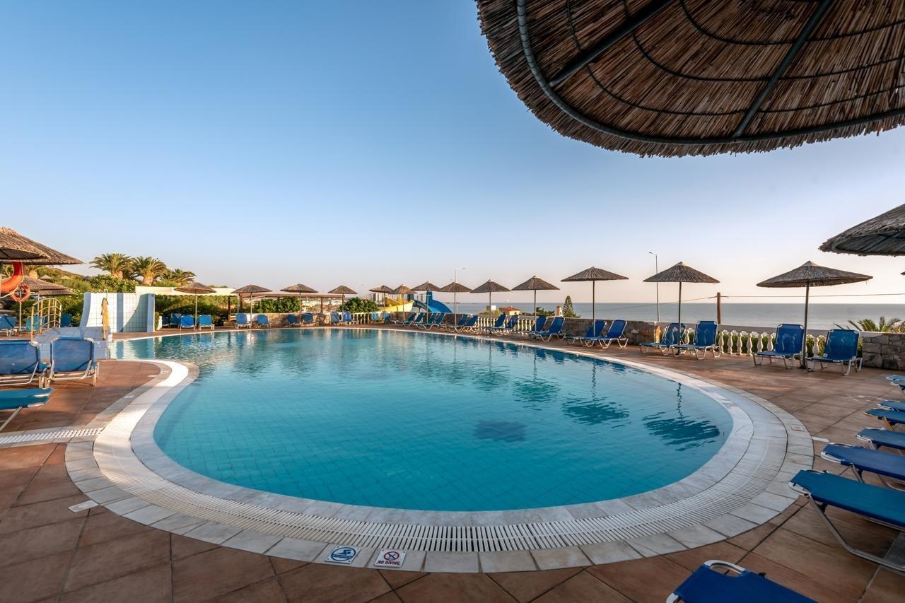 Mediterraneo Hotel Херсониссос Экстерьер фото