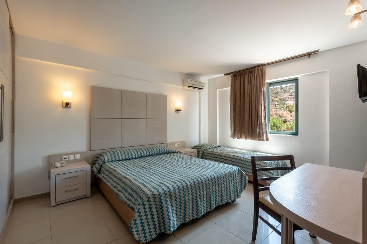 Mediterraneo Hotel Херсониссос Экстерьер фото