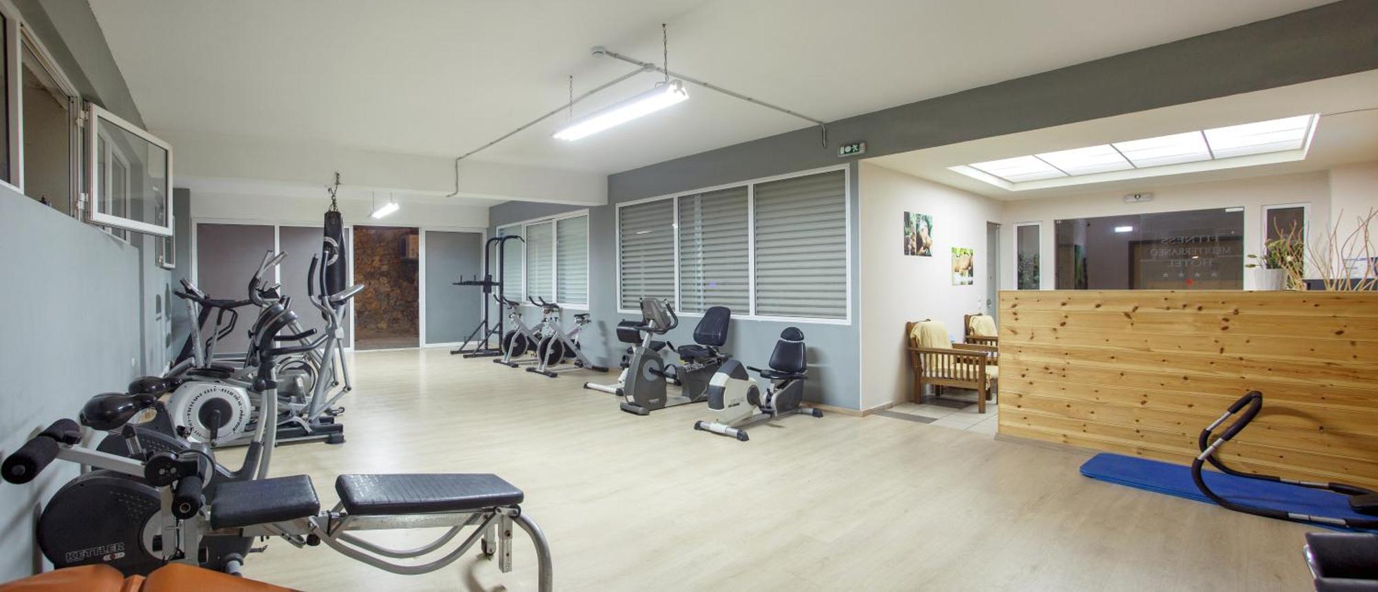 Mediterraneo Hotel Херсониссос Экстерьер фото