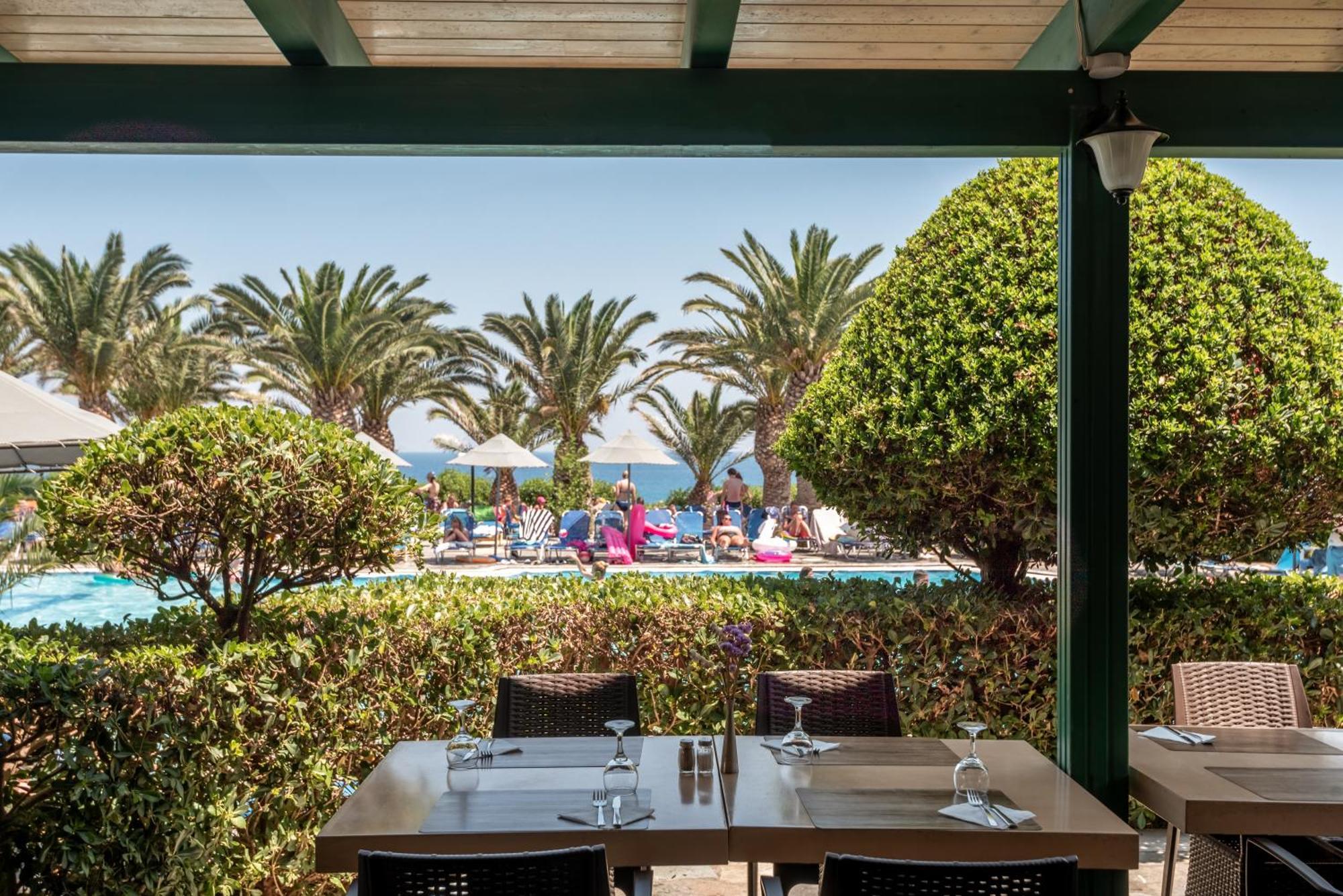 Mediterraneo Hotel Херсониссос Экстерьер фото