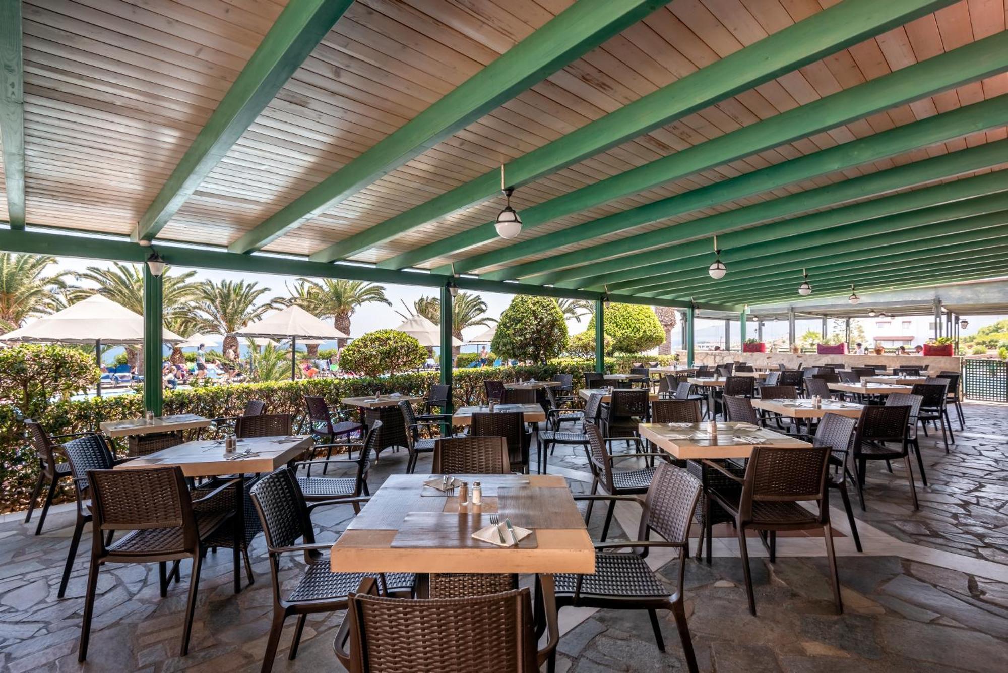Mediterraneo Hotel Херсониссос Экстерьер фото